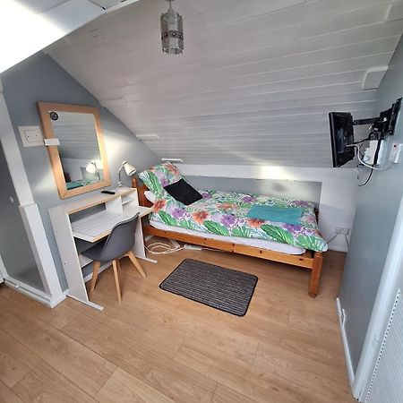 Harrow B & B Exteriör bild